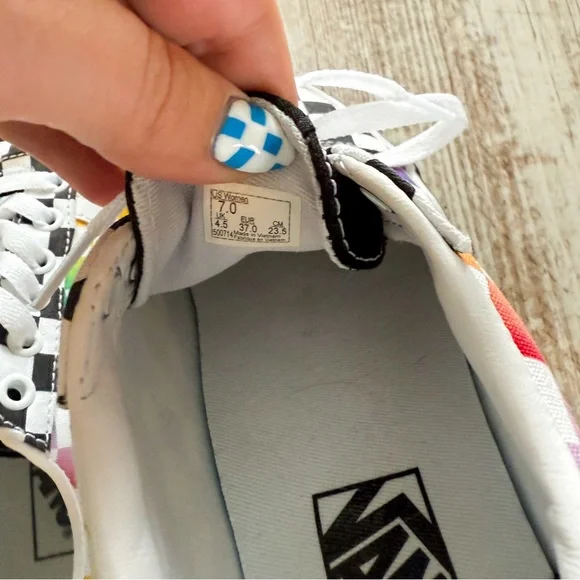 Vans Ward Rainbow Checkered Old Skool Skate Shoes (7) - Picture 7 of 7